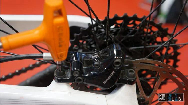 How to save your bent disc - Product knowledge - 3