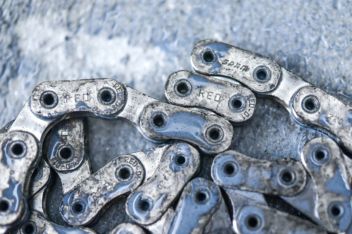 How to Clean a Bike Chain - blog - 2
